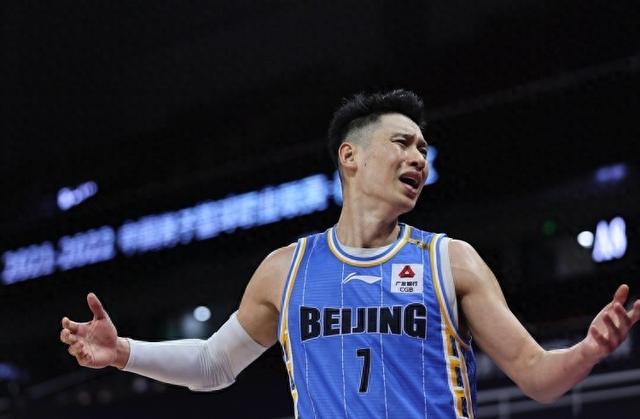 开云体育APP-经纪人：上海一球员曾对书豪防守动作很大 他中场道歉&amp;amp;下半场继续