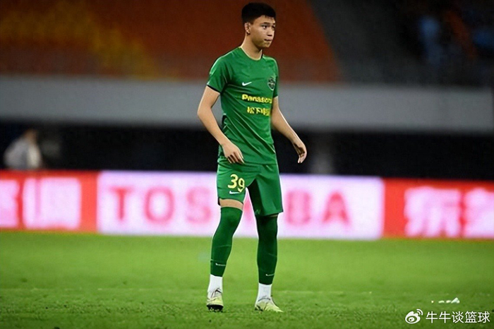 开云平台入口-邵佳一现身浙江队主场观战，一人表现不佳送点，或难进他的法眼|国足|武磊|青岛西海岸|喀麦隆|青岛市_新浪新闻